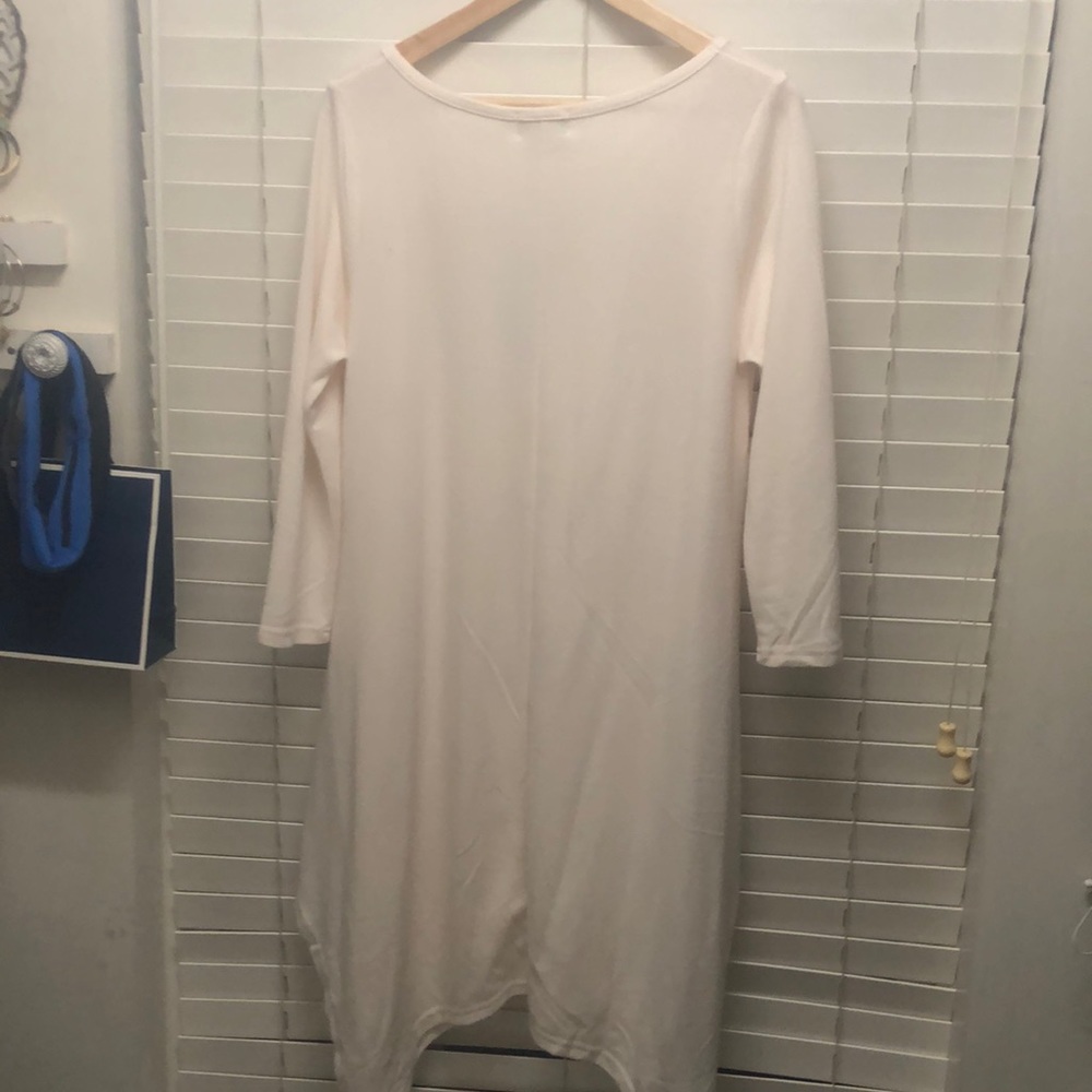 Cutest asymmetrical SIMPLY SOUTHERN Augusta Dress NWT! - Picture 6 of 6